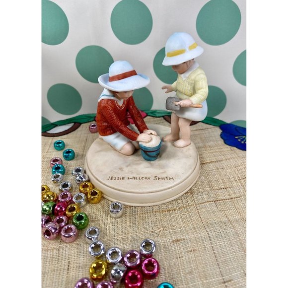 Avon "Summer Fun" figurine, Jessie Wilcox Smith Collection, handpainted, mint - Picture 1 of 13